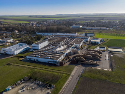 Photos multiples d'un site industriel